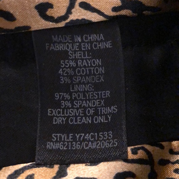 Guess skirt - sexy and sophisticated! - Picture 6 of 6